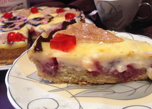 1. Этап. Пирог ко Дню влюбленных: 16. А вот такой он в разрезе.