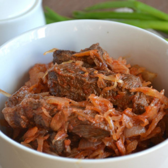 Тушеная квашеная капуста в мультиварке