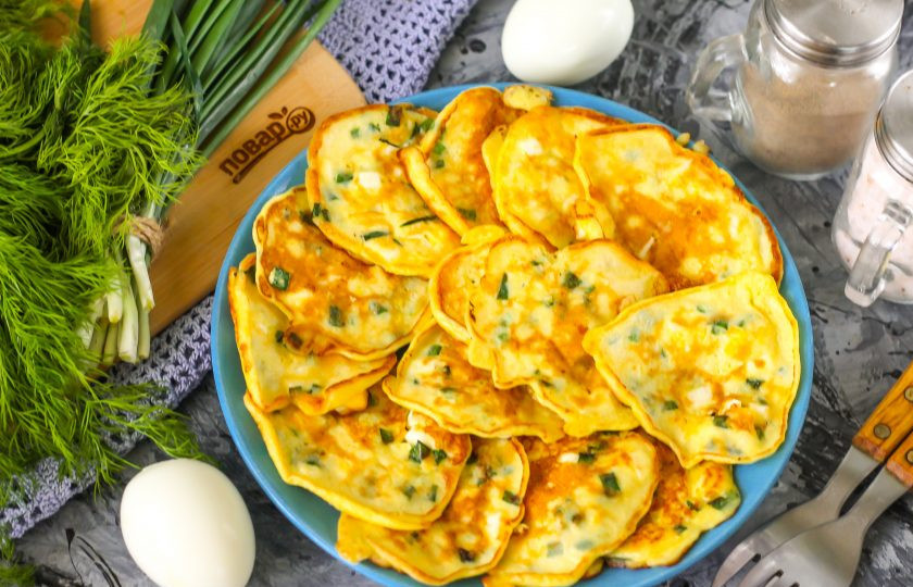 1. Этап. Ленивые оладьи: Выложите ленивые оладьи со сковороды на тарелку и подайте к столу горячими, с пылу, с жару!