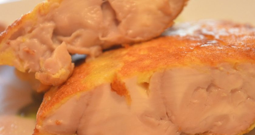 1. Этап. Жареные телячьи мозги в кляре: 7. Выложите готовое блюдо на салфетку, чтобы убрать лишний жир. Вот и всё!