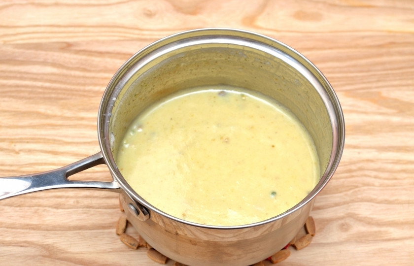 1. Этап. Кулфи: Снимите с огня. Остудите до комнатной температуры.