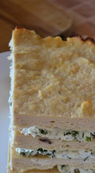 1. Этап. Курино-творожный торт: Последний слой - куриный корж.