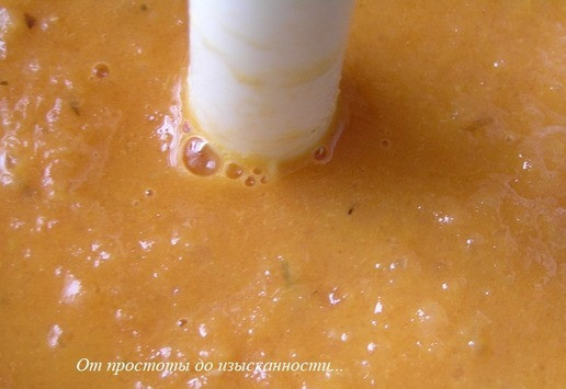 1. Этап. Креветки под шоколадным соусом: Процедите соус через мелкое сито (я просто измельчила в блендере).