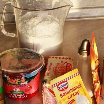 1. Этап. Пирожное с варёной сгущёнкой: Итак, чтобы не было никакой путаницы, сразу показываю все наши ингредиенты.