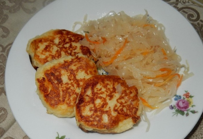 1. Этап. Картофельные зразы с квашеной капустой: Приятного аппетита!