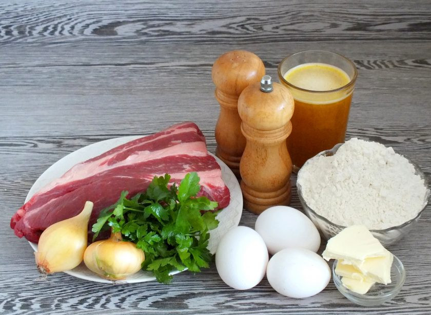 1. Этап. Мантапур: Подготовьте необходимые ингредиенты.