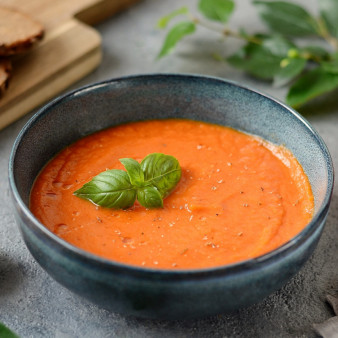 Томатный суп-пюре с сельдереем