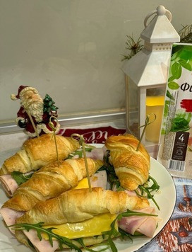 1. Этап. Сэндвич Мечта с ветчиной: И ломтики сыра