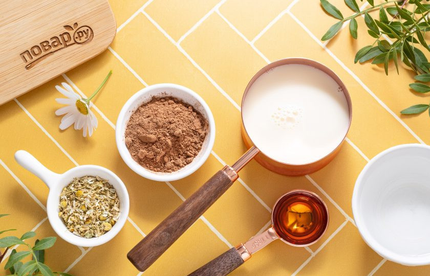 1. Этап. Какао с ромашкой: Подготовьте все ингредиенты.