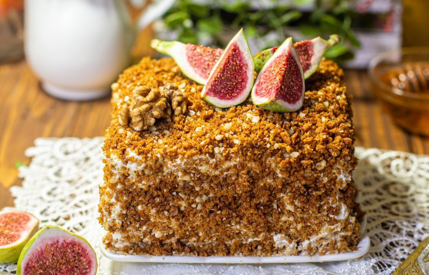 1. Этап. Медовик без сахара: Наш торт 