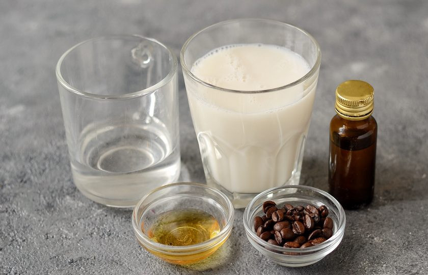 1. Этап. Миндальный капучино: Подготовьте все ингредиенты.