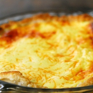 Пирог из готового бездрожжевого теста