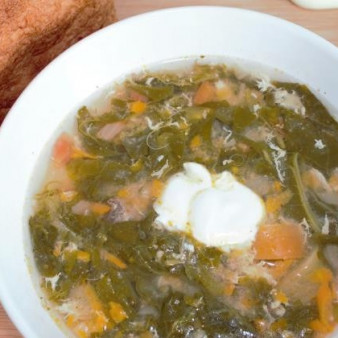 Суп из щавеля с тушенкой