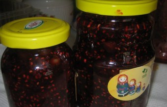 1. Этап. Варенье из крыжовника густое: 5. Увариваем до нужном вам густоты. Снимаем с огня и закатываем в стерильные баночки.