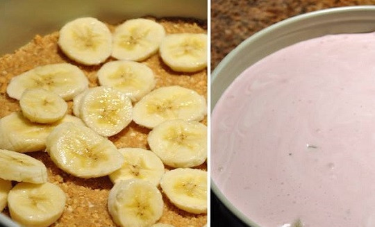 1. Этап. Торт за 20 минут без выпечки: 5. На корж выложите нарезанный тонкими ломтиками банан. Вылейте йогуртовую основу. Все, тортик готов и может отправляться в холодильник.