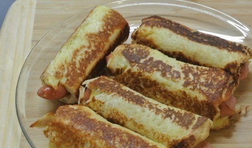 1. Этап. Ленивый хот-дог: Так обжарить все сосиски. Можно подать горчицу, кетчуп или другой соус по вкусу.