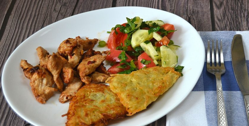 1. Этап. Хашбраун как в Макдональдсе: Можно использовать хашбрауны в качестве гарнира к мясу, рыбе, птице. Это очень вкусные картофельные ломтики с золотистой хрустящей корочкой.