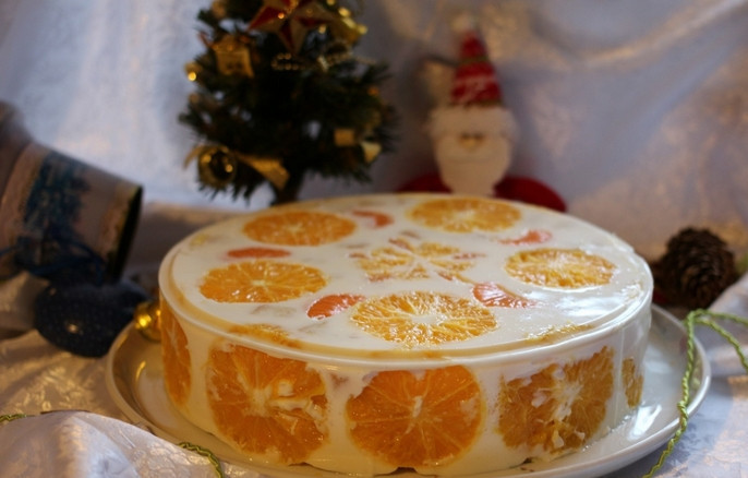 1. Этап. Торт на новогодний корпоратив: 6. Ставьте торт на ночь в холодильник. Перед подачей аккуратно переверните. Приятного аппетита!