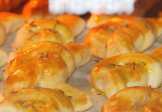 1. Этап. Морские узелки с чесночным маслом: *