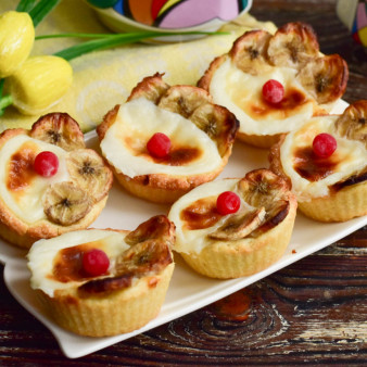 Тарталетки с бананом