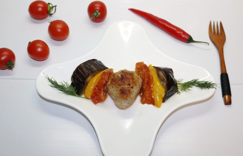 1. Этап. Тава-кебаб: Ароматный тава-кебаб готов. Приятного аппетита!