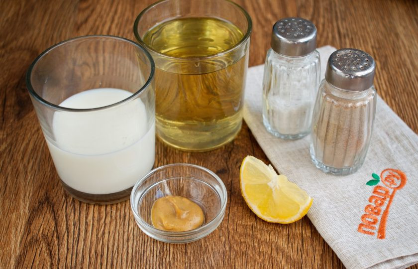 1. Этап. Домашний майонез на молоке: Подготовьте необходимые ингредиенты.