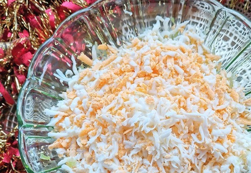 1. Этап. Салат Карнавал: варёные яйца,