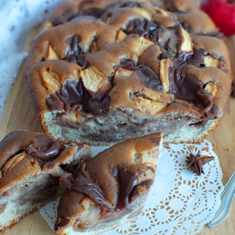 Яблочный пирог с пудингом