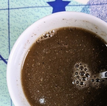 1. Этап. Полбяной хлеб с квасом: Сухой квас залить 50 мл кипятка от общего количества воды.