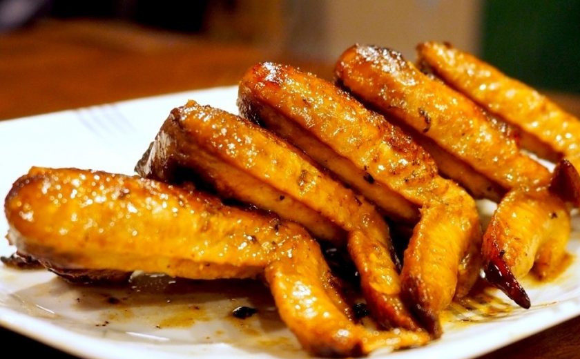 1. Этап. Куриные крылышки с Coca-Cola: 10. Готовые крылышки подавайте сразу же.