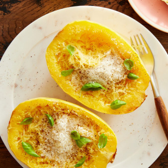 Air Fryer Cacio e Pepe Spaghetti Squash