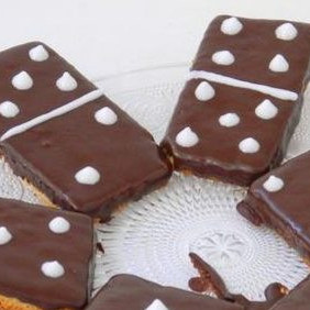 Пирожное Домино