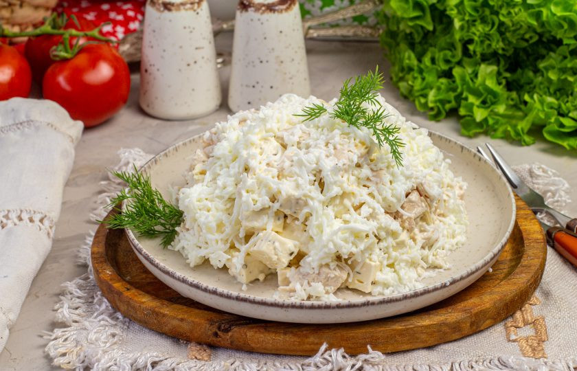 1. Этап. Салат Снежная горка: Подавайте к столу. Приятного аппетита!