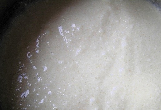 1. Этап. Праздничная кростата с зефиром: Хорошо перемешайте.