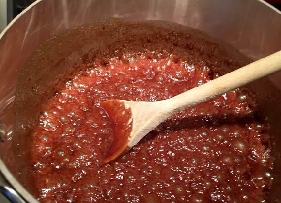 1. Этап. Печенье овсяное без выпечки: 2. Доведите все до кипения.