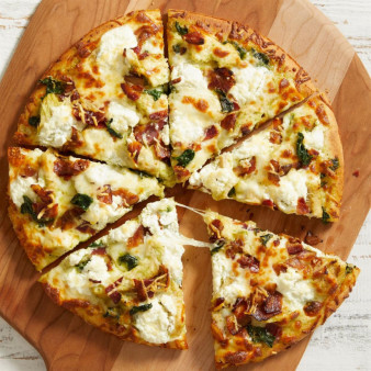 Spinach-Pesto White Pizza