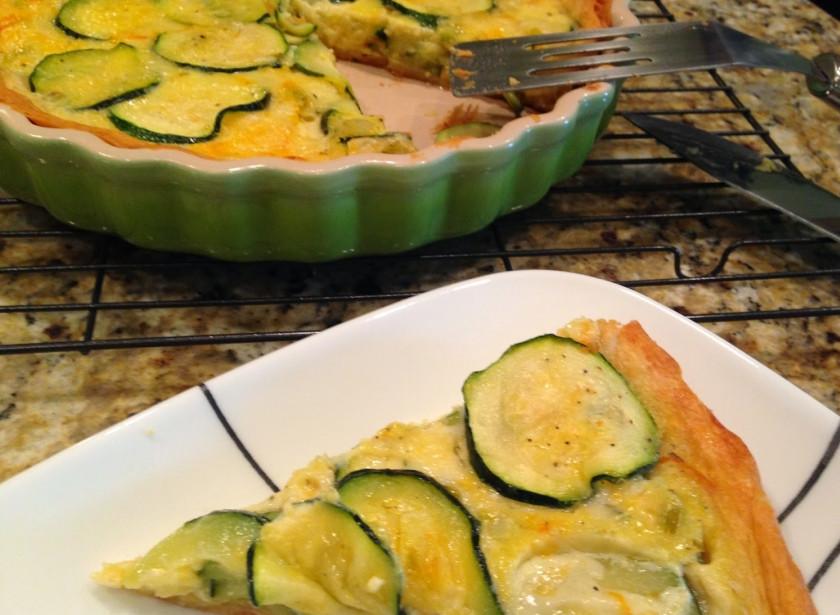 1. Этап. Итальянский пирог с кабачками: Готовому итальянскому пирогу с кабачками перед подачей на стол даем остыть. Приятного аппетита!