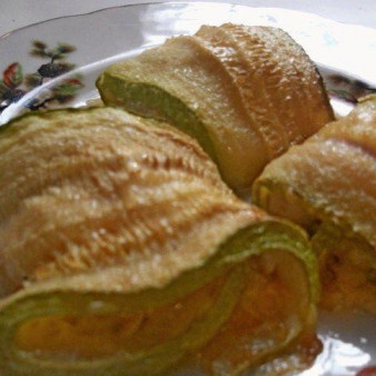 Рулетики из кабачков