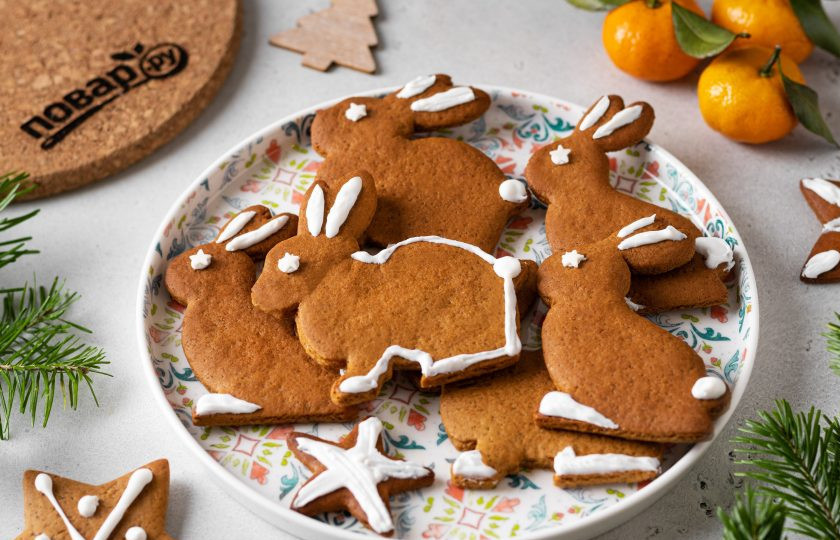 1. Этап. Имбирное печенье на год Кролика: Имбирное печенье готово, приятного вам аппетита! С наступающим Новым годом!