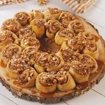 Salted Caramel Holiday Wreath