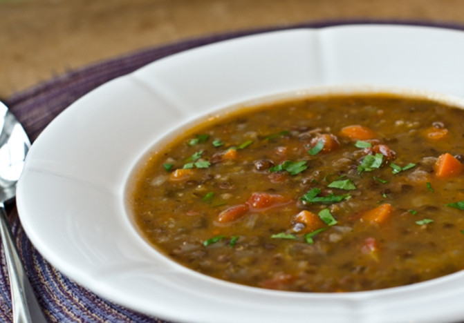 1. Этап. Мясной суп-пюре: Подавайте горячим с зеленью.