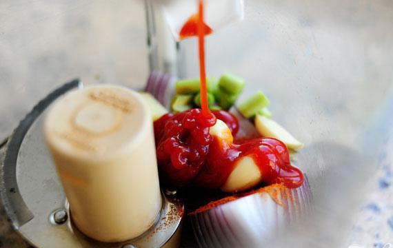 1. Этап. Утка карри по-тайски: ... немного кетчупа ...