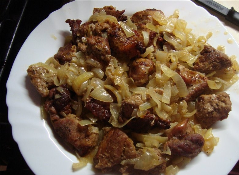 1. Этап. Шашлык по-советски: Запекать мясо 1-1,5 часа в зависимости от духовки. Мясо должно быть слегка поджаренным. Приятного аппетита!