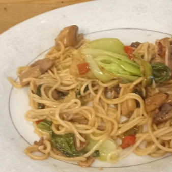 Грибная лапша с пак-чой