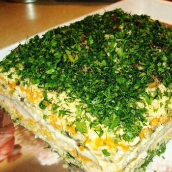 Бутербродный торт с сельдью