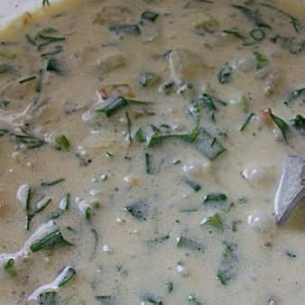 Соус с зеленью и чесноком