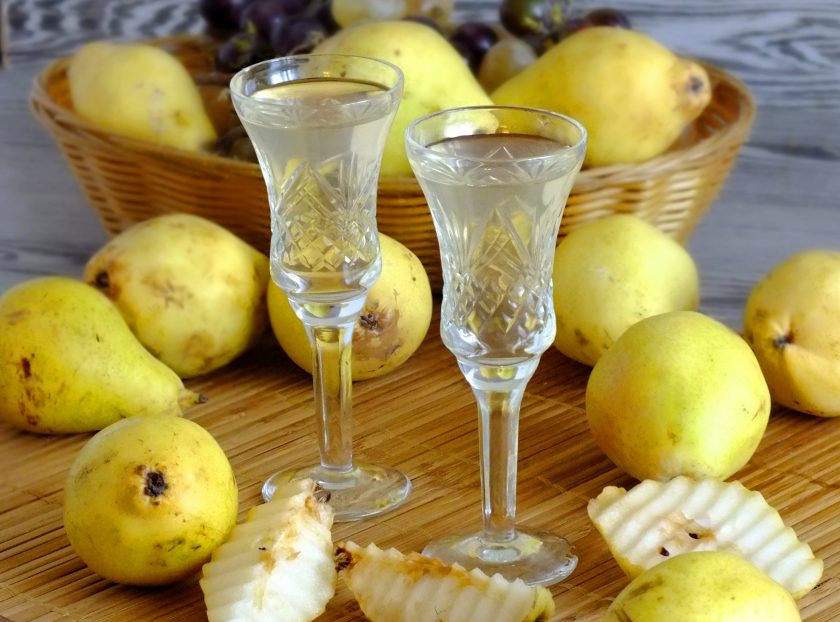 1. Этап. Грушевый ликёр в домашних условиях: Грушевый ликёр готов. Приятного аппетита!