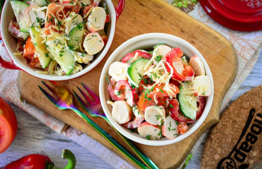 1. Этап. Салат Спартак: Готовую закуску сразу подавайте к столу, салату не нужно пропитываться. Приятного аппетита!