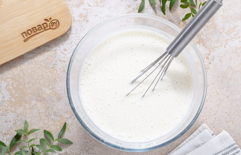 1. Этап. Йогурт на кокосовом молоке: Затем добавьте молочную смесь с пектином и еще раз все перемешайте до однородности.
