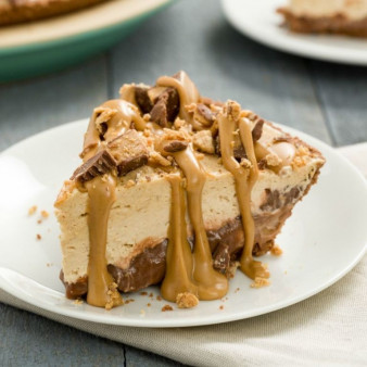 Chocolate-Peanut Butter Cool Whip Pie